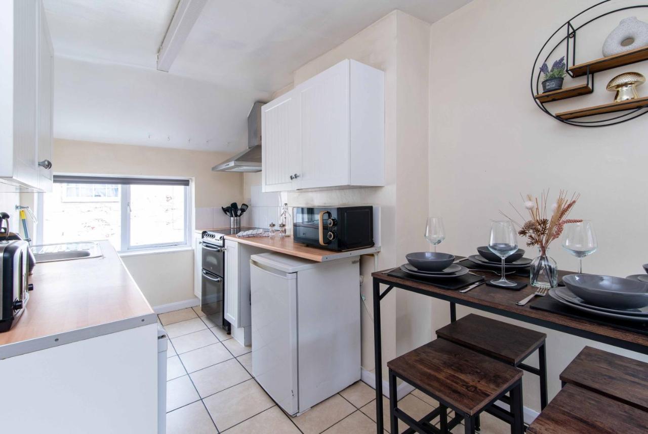 Characterful 2 Bedroom Apartment - Central Location Castle Donington Exterior foto